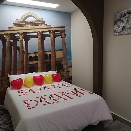 Eres Emerita "Apartamentos & Suites" Mérida Buitenkant foto