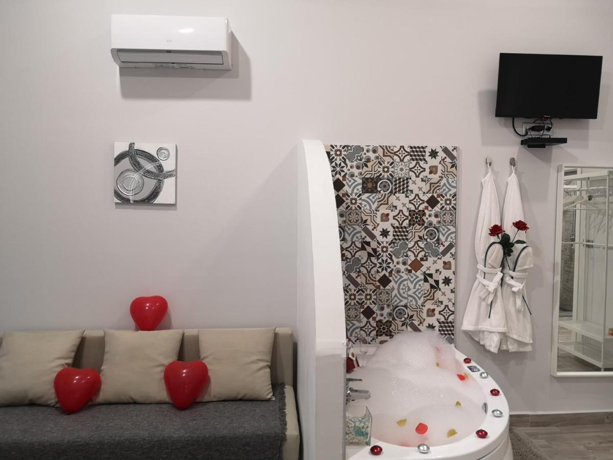 Eres Emerita "Apartamentos & Suites" Mérida Buitenkant foto