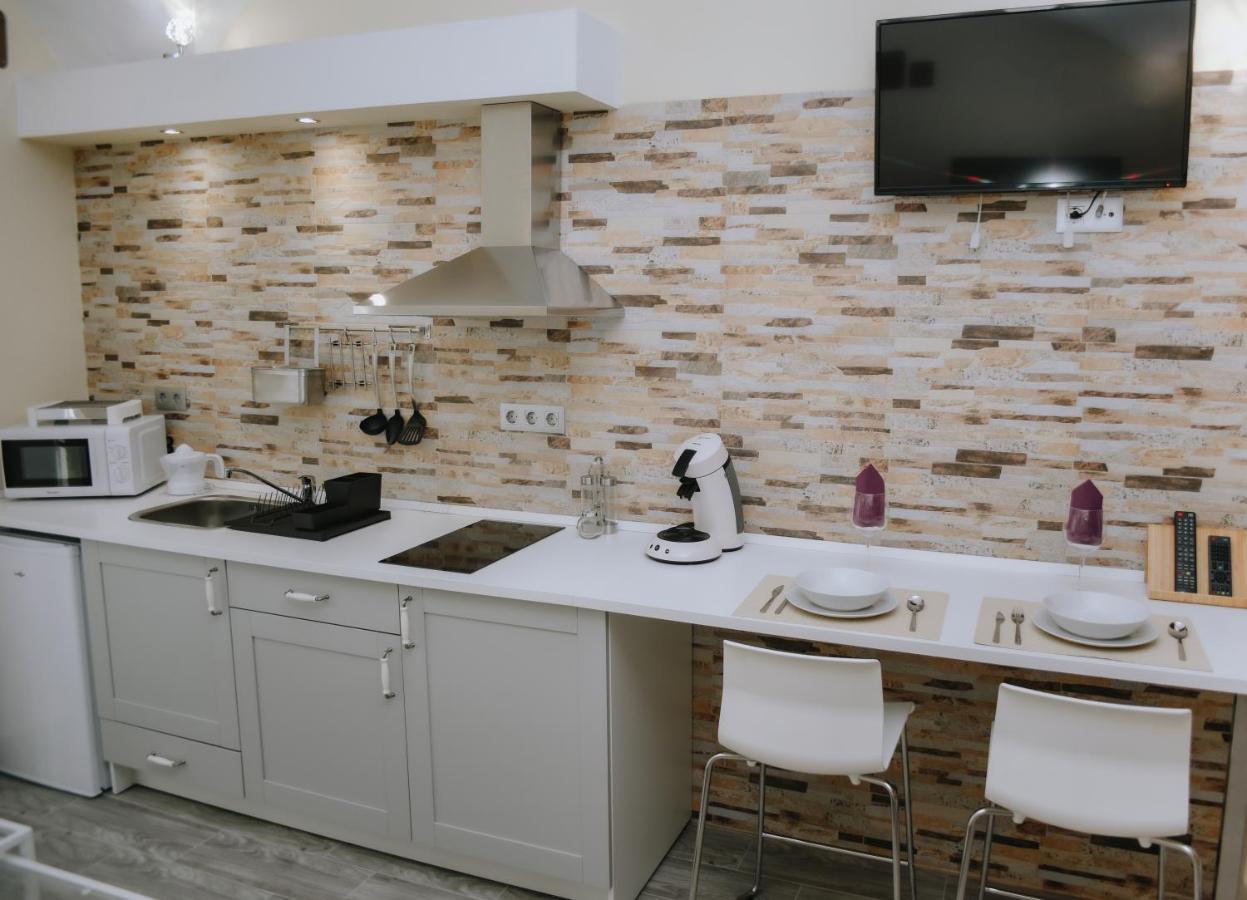 Eres Emerita "Apartamentos & Suites" Mérida Buitenkant foto