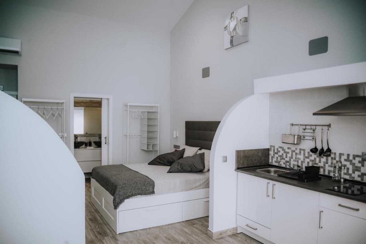 Eres Emerita "Apartamentos & Suites" Mérida Buitenkant foto
